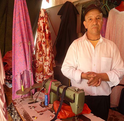 Mr. Elmetiouy, cliente de la Fondation Al Karama pour la microfinance, organización financiada por Oikocredit con criterios de banca ética.