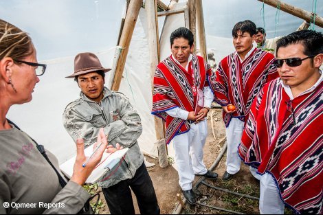 Oficials de préstecs de l'organització sòcia d'Oikocredit, Daquilema Oficials de préstecs de l'organització sòcia d'Oikocredit, Daquilema